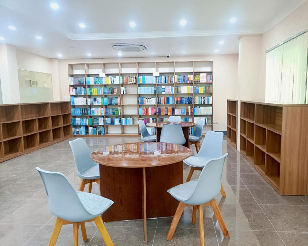 Library & Learning Resources