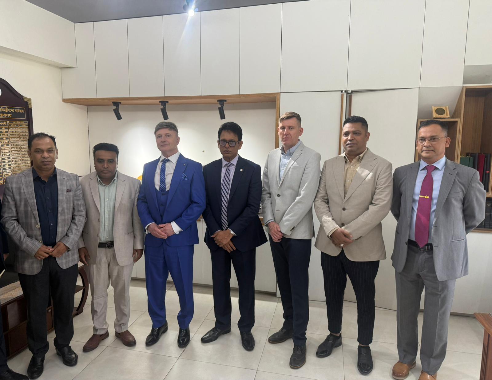 যুক্তরাজ্য ও বাংলাদেশের বিশ্ববিদ্যালয়গুলোর মধ্যে ট্রান্সন্যাশনাল এডুকেশন (TNE) বা আন্তঃদেশীয় শিক্ষা অংশীদারিত্ব প্রসারের লক্ষ্যে শিক্ষামন্ত্রীর সাথে এক বিশেষ মতবিনিময় সভা অনুষ্ঠিত হয়েছে